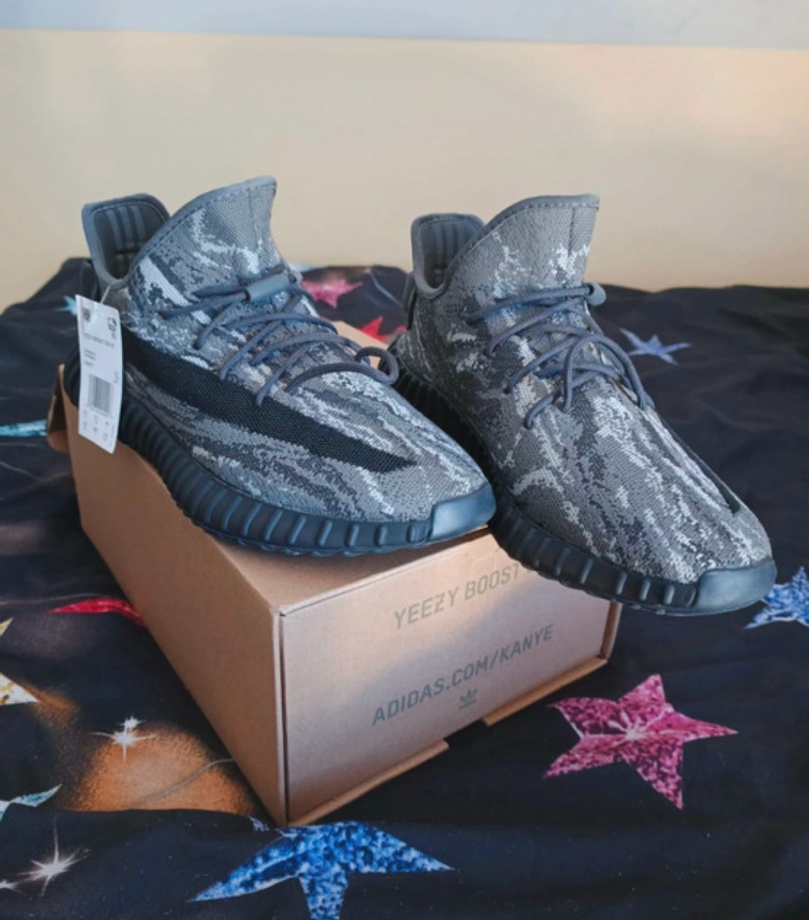 fake grey yeezys